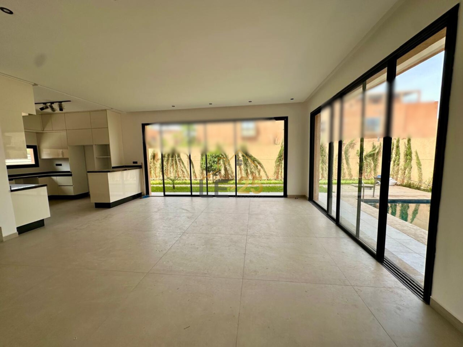 WhatsApp Image 2025-11-10 at 18.24.39-3