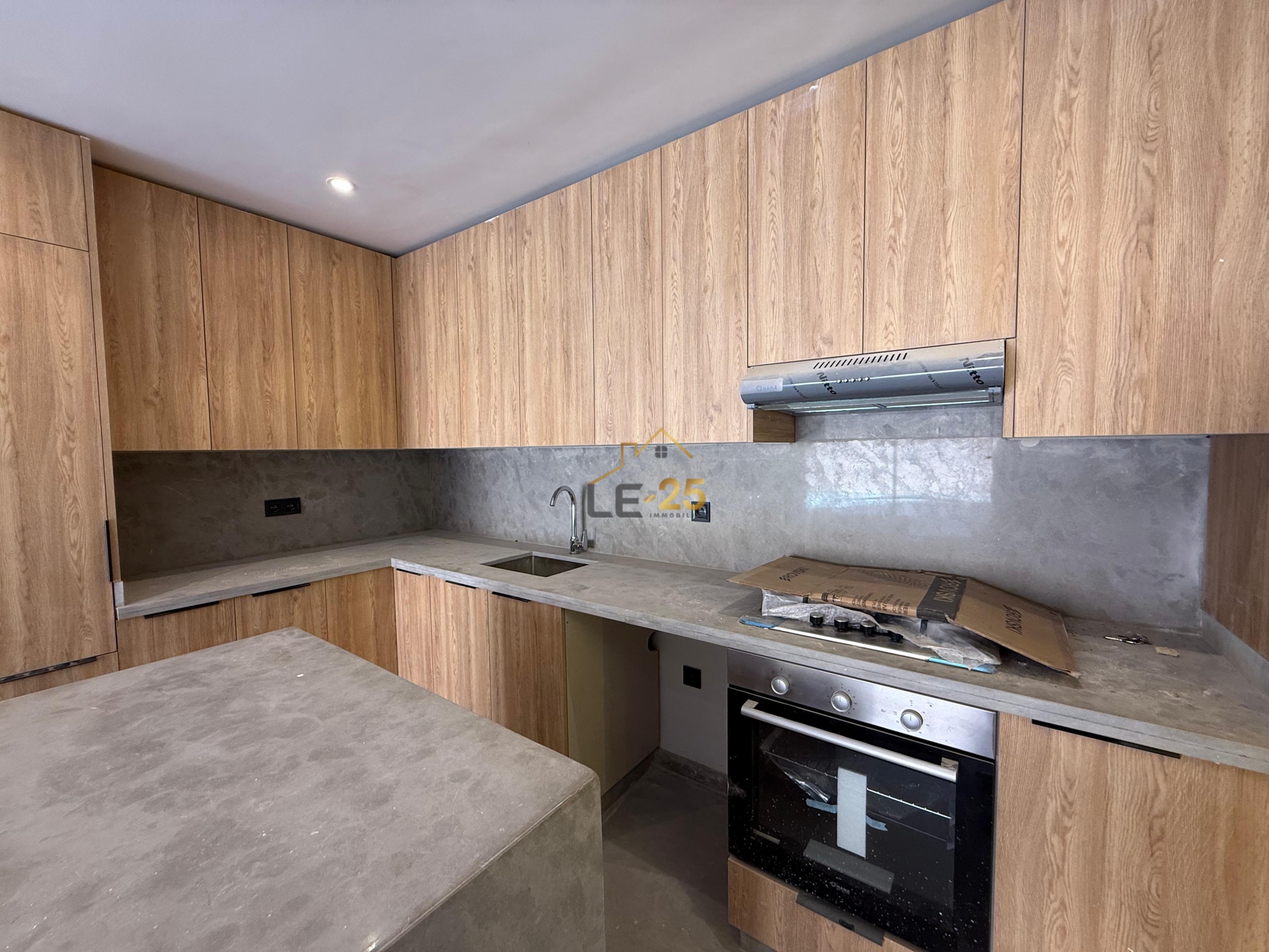 0a6b87b8-08fe-44d0-acbd-3a86d12f43b1